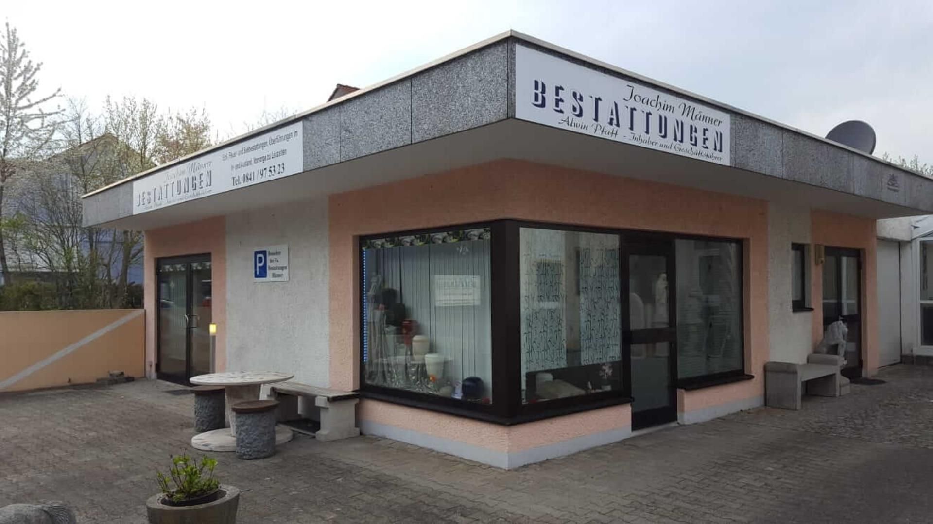 Haus von Bestattungen Joachim Männer in der Fauststraße 57a in Ingolstadt